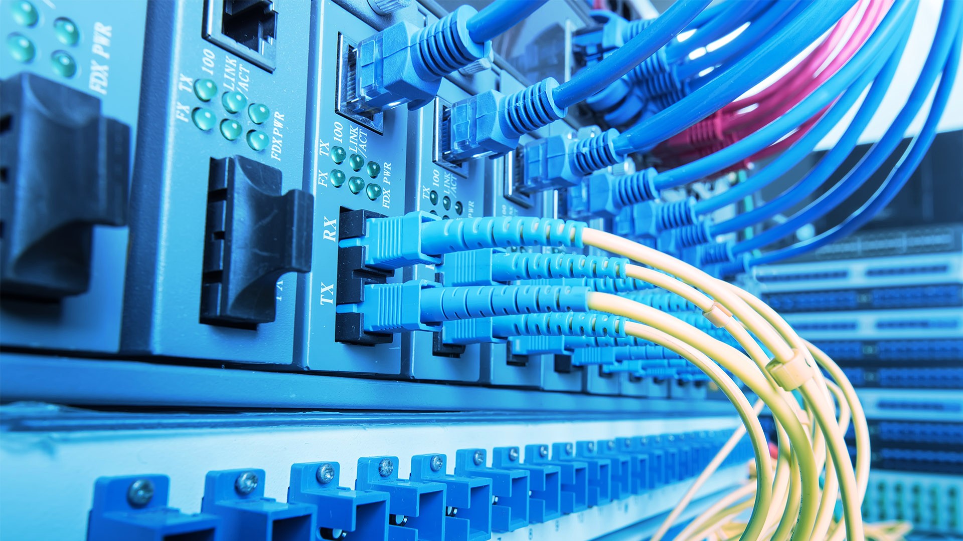 Israel to connect to Saudi Arabia, Gulf states via fibreoptic investment